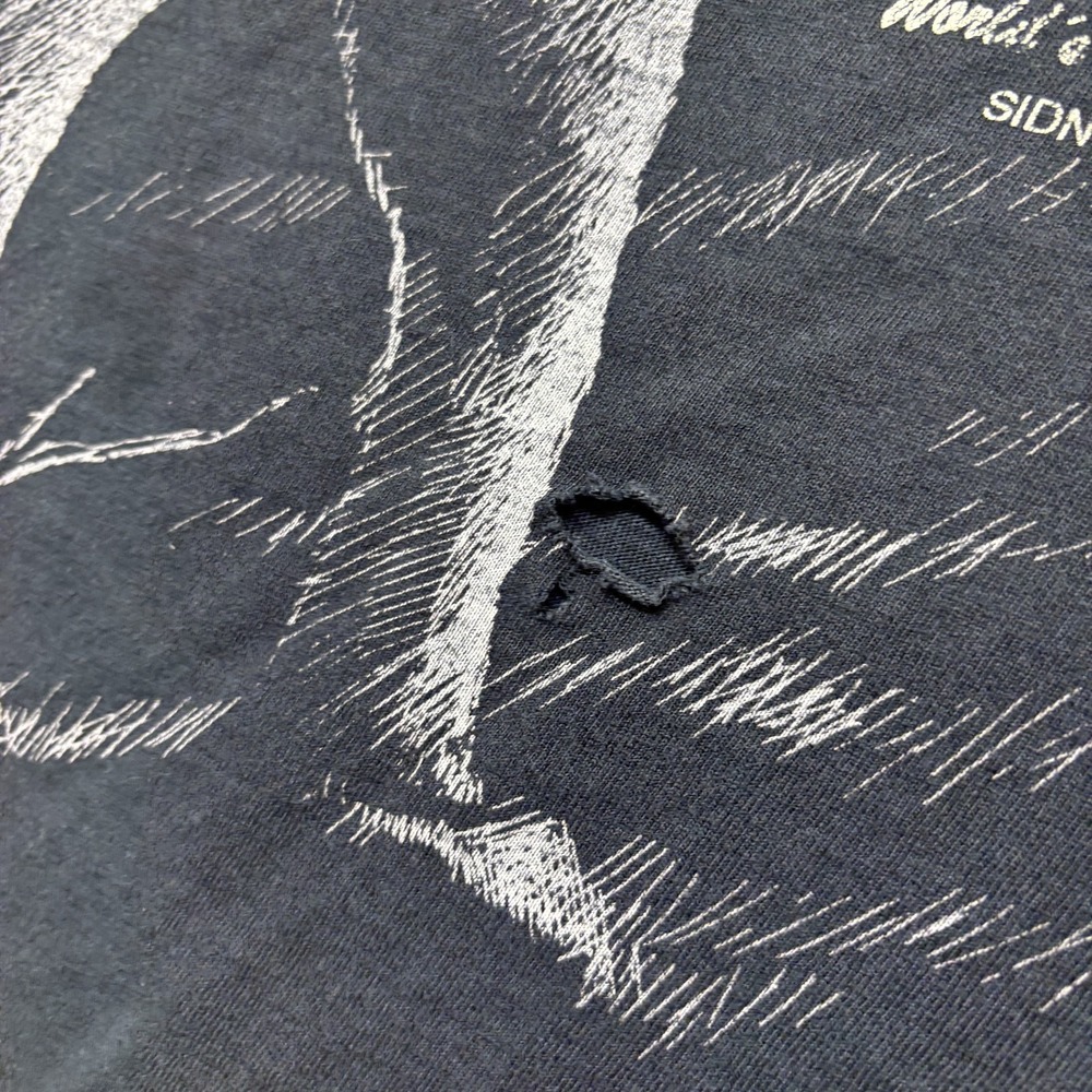 Vintage Cabela's Wolf Shirt Mens‎ XL Black Wilderness Animal Graphic Tee 90s USA - Picture 6 of 16